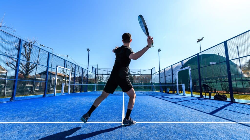 Was kostet die Wartung eines Padelplatzes wirklich? [Leitfaden für Betreiber, Vereine & Kommunen]