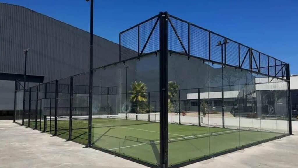 Was kostet es, einen Padelplatz anzulegen? [Leitfaden für 2025]