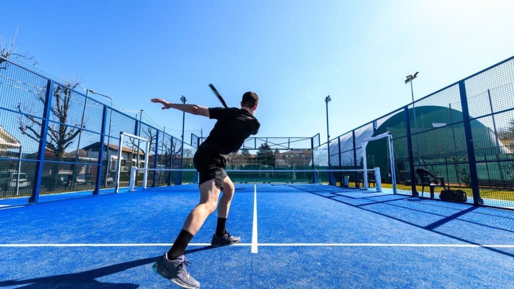Padel Tennis Court kaufen – mit Komplettbetreuung von der Idee bis zur Eröffnung